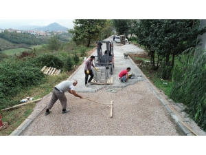 Başiskele’de Altyapı Ve Yol Çalışmaları Devam Ediyor