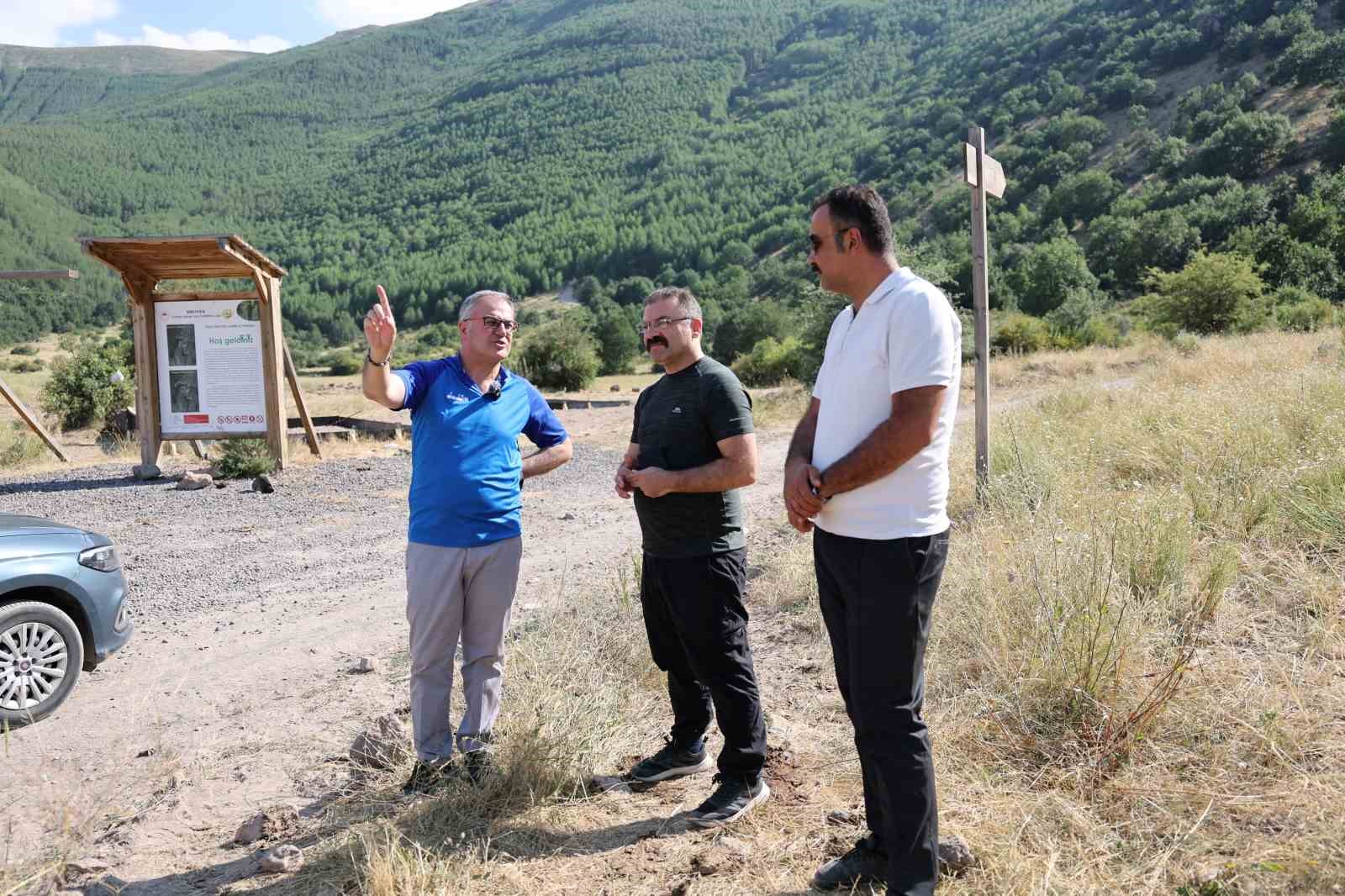 baskan-ozdogan-ortaseki-ormanlari-na-ulasimi-daha-guvenli-ve-konforlu-hale-getiriyoruz