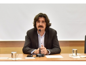 Saü’de ‘Gerilimli Bir İlişkinin Hikayesi’ İsimli Konferans Düzenlendi