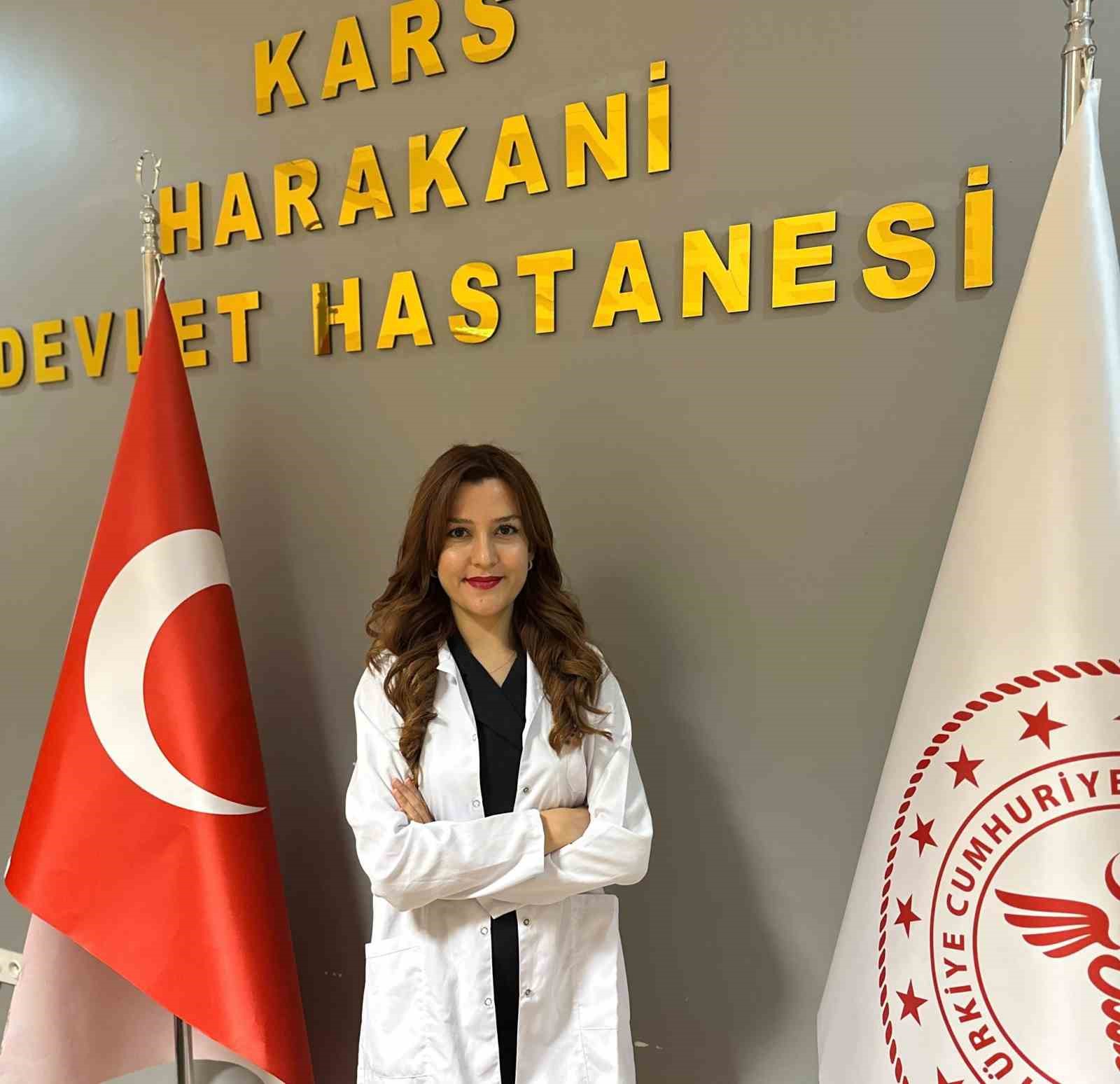 siz-nereye-giderseniz-biz-de-geliriz-dedi-doktorunun-pesinden-kars-a-geldi