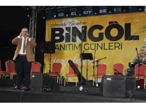 Bingöllü Sanatçı Trump’a Tepkisini Şiirle Anlattı