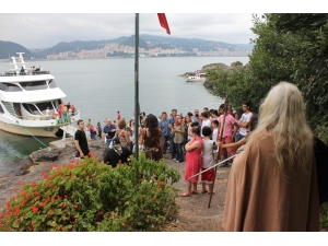 Giresun Adası Son Dönemde Turistlerin Yanı Sıra Film Yapımcılarının Da Dikkatini Çekti