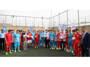 Futbolun Efsaneleri Hükümlülerle Buluştu