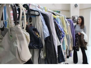 Bu Pazarda Para Geçersiz