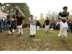 Gençler Odunpazarı’nda Buluştu