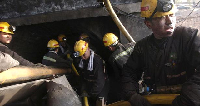 Çin'de Maden Ocağında Patlama: 22 İşçi Mahsur Kaldı