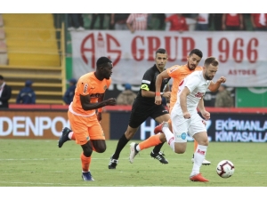 Spor Toto Süper Lig: Alanyaspor: 0 - Antalyaspor: 1 (Maç Sonucu)
