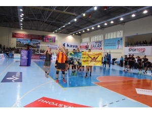 Jeopark Kula Belediyespor: 2 - Galatasaray: 3