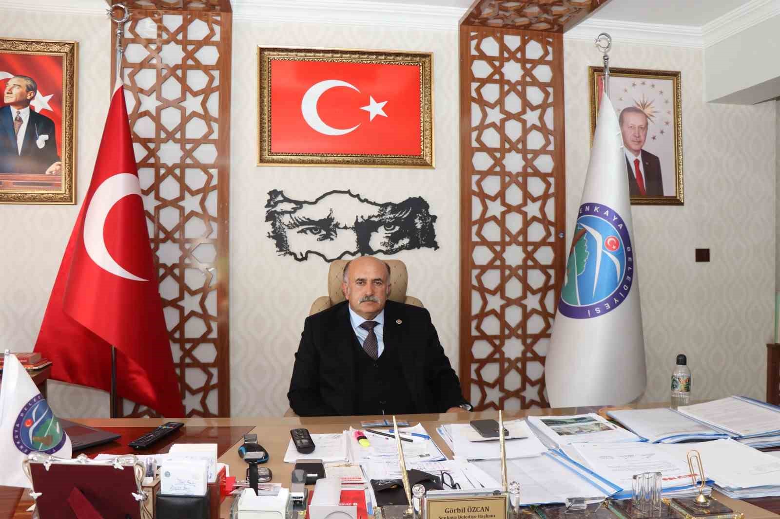 senkaya-belediye-baskani-gorbil-ozcan-partisinden-istifa-etti