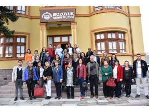 81 İlden Gelen Kadın Muhtarlar Bozüyük Şehir Müzesini Ziyaret Etti