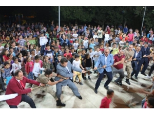 Hassa’da Büyükler Yarıştı, Küçükler Alkışladı