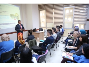 Darıca Bilgi Evleri Geleceğe Hazırlıyor