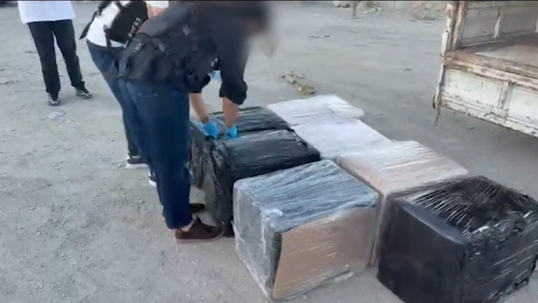 zeytinburnu-nda-aractan-83-kilogram-uyusturucu-cikti