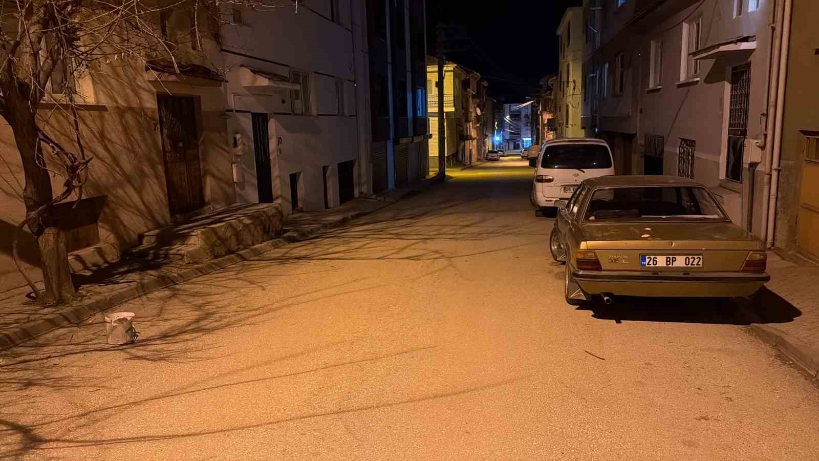 eskisehir-de-kiz-meselesi-yuzunden-17-yasindaki-gencin-bicaklandigi-olayin-davasi