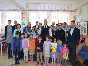 Jandarmadan Isıtan Hediye