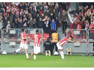 Taraftar Rekoru Kırıldı