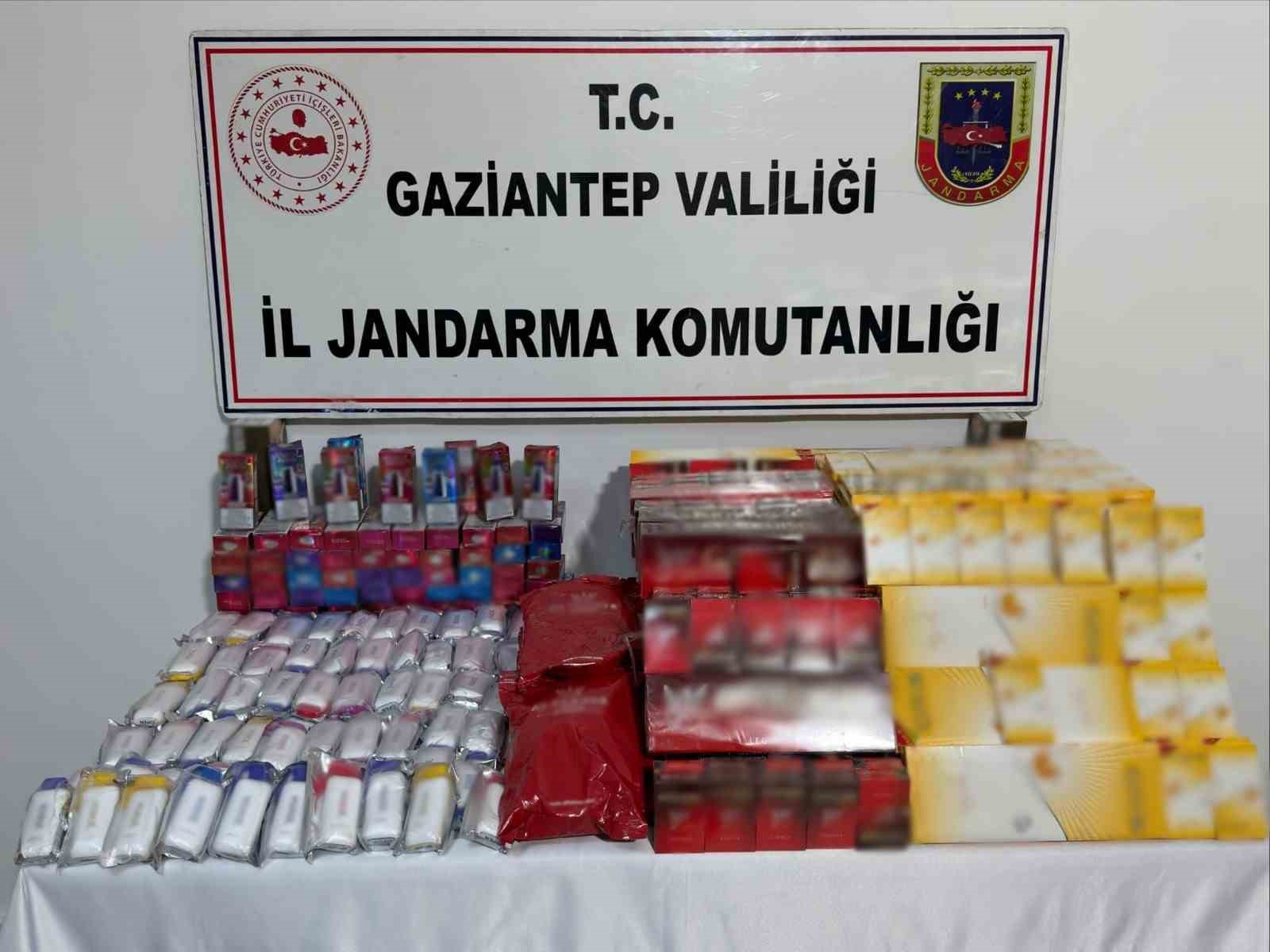 gaziantep-te-1-milyon-tl-degerinde-kacak-malzeme-ele-gecirildi-3-gozalti