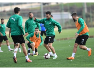 Bursaspor’da Umut Nayir Sevinci