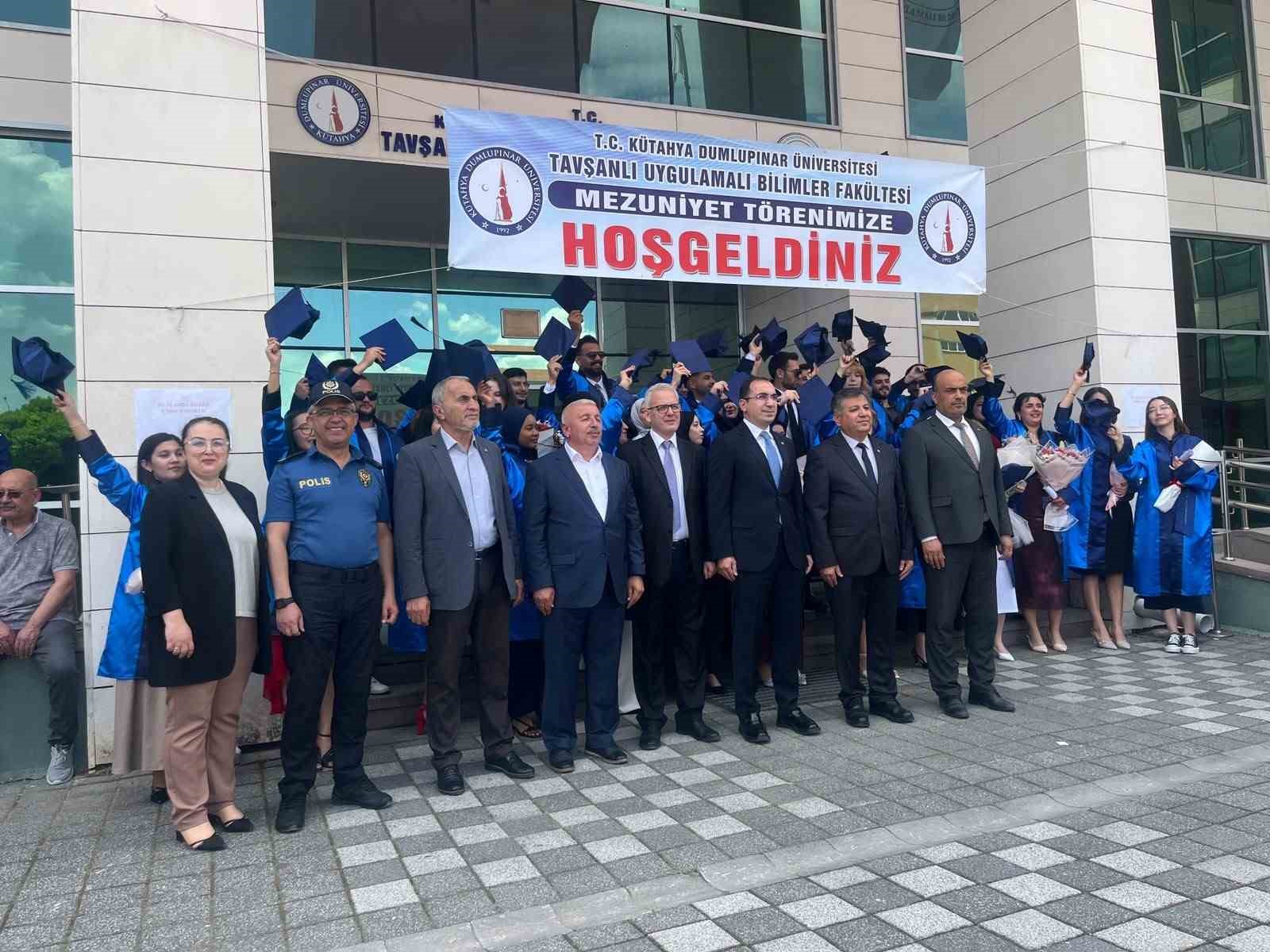 tavsanli-tubif-te-gorkemli-mezuniyet
