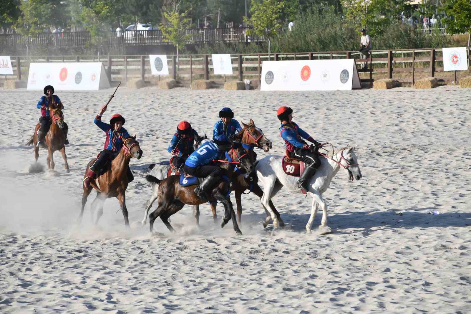 turkiye-kokboru-ligi-finali-ahlat-ta-yapildi