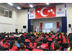 Ağrı’da Bin 700 Kişi Ücretsiz Kurslara Başvurdu