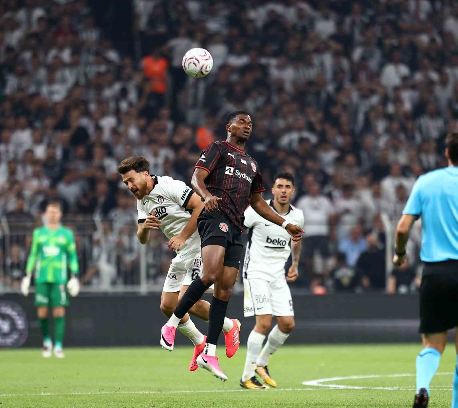uefa-avrupa-ligi-besiktas-0-midtjylland-0-mac-devam-ediyor