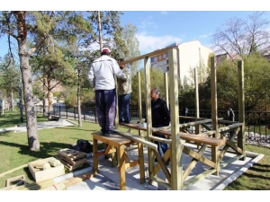 Cumhuriyet Caddesi Kendini Gösterdi