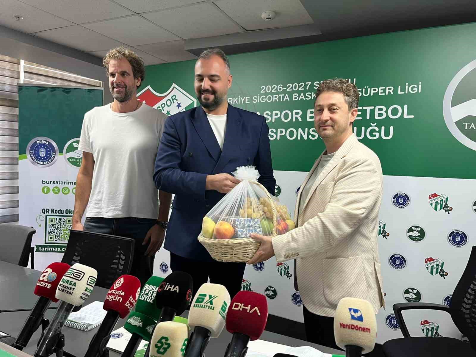 bursaspor-basketbol-a-sort-ve-tribun-isim-sponsorlugu-destegi