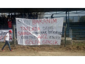 Gölpa Gençlik’ten Bakan Dönmez’e Pankartlı Stat Mesajı