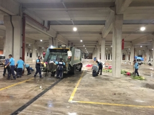 İzmit’te Geri Dönüşüm Atıkları Evlerden Toplanıyor