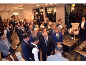 Bakan Varak Üreticiye Müjdeyi Bursa’dan Verdi