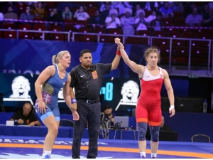 Yasemin Adar, Dünya Güreş Şampiyonası’nda Finalde