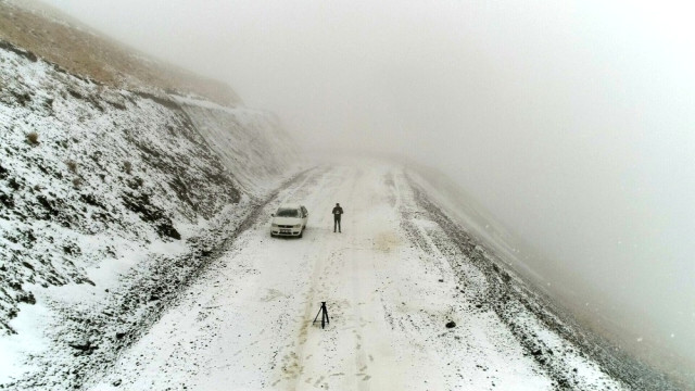 Erzurum'da Etkili Olan Kar Yağışı, Tipiyle Birlikte Yaşamı Olumsuz Etkiledi