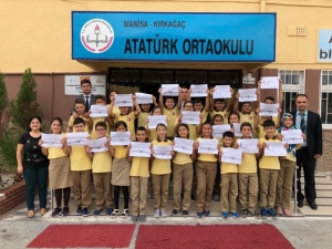 Kırkağaç Atatürk Ortaokulu’na “Avrupa Kalite” Ödülü Verildi