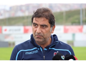 Ünal Karaman: "Oyuncu Üzerinden Yapılan Her Eleştiriye Saygı Duyarım"