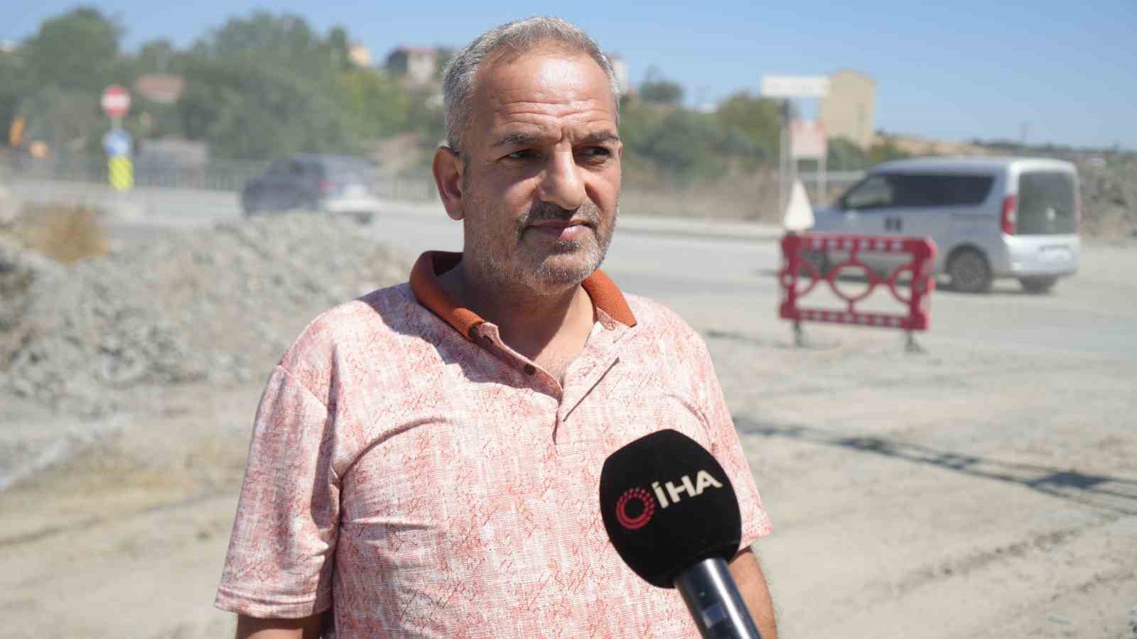 arnavutkoy-de-calisma-sirasinda-acilan-cukura-taksi-dustu-surucu-faciadan-dondu
