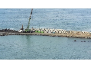 Denizkonak Balıkçı Barınağında Çalışmalar Devam Ediyor