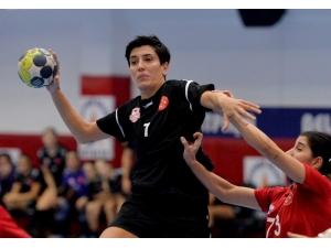 Muratpaşa’da Yeliz Özel Fırtınası