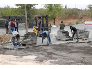 Karaköprü’de Kırsal Mahallelerde Yol Çalışması Sürüyor