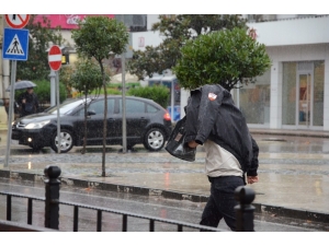 Ordu Yağmura Teslim