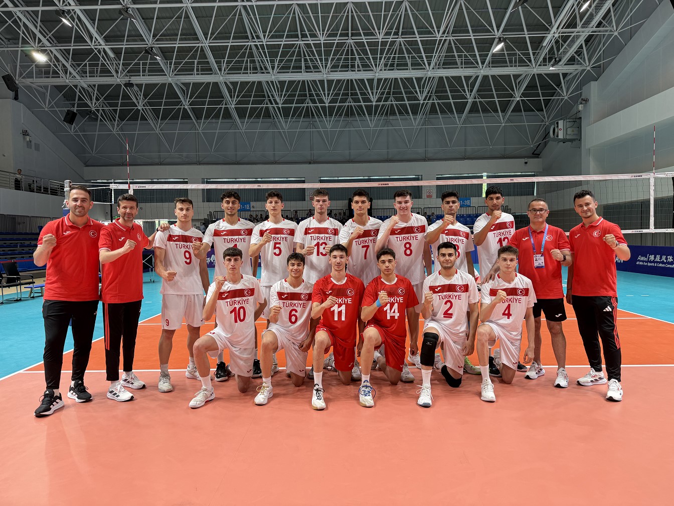 tvf-spor-lisesi-erkek-voleybol-takimi-dunya-sampiyonu