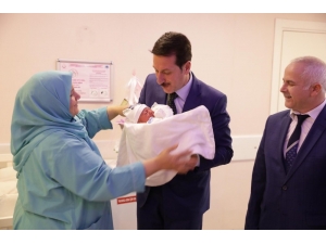 "Anne Bana Bir Şans Ver" Projesi Meyvelerini Verdi