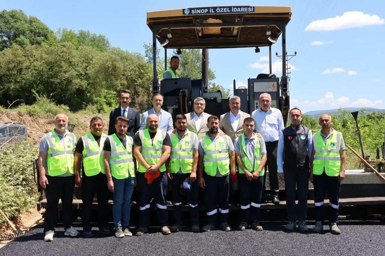 sinop-ta-asfalt-sezonu-basladi