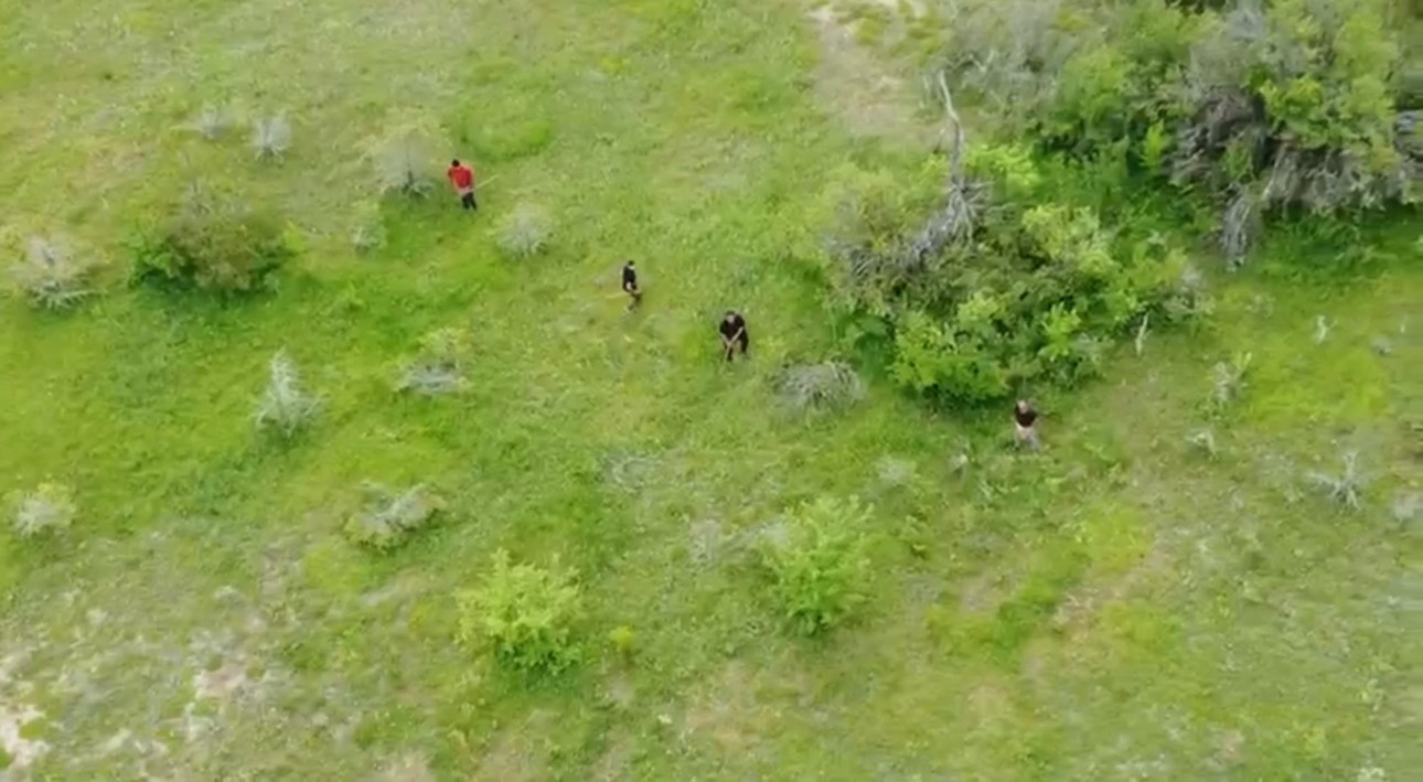 muhtar-kacak-kazi-suphelilerini-dronla-goruntuledi