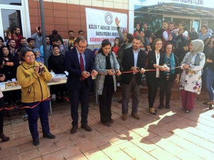 Üniversite De Kermes Düzenledi