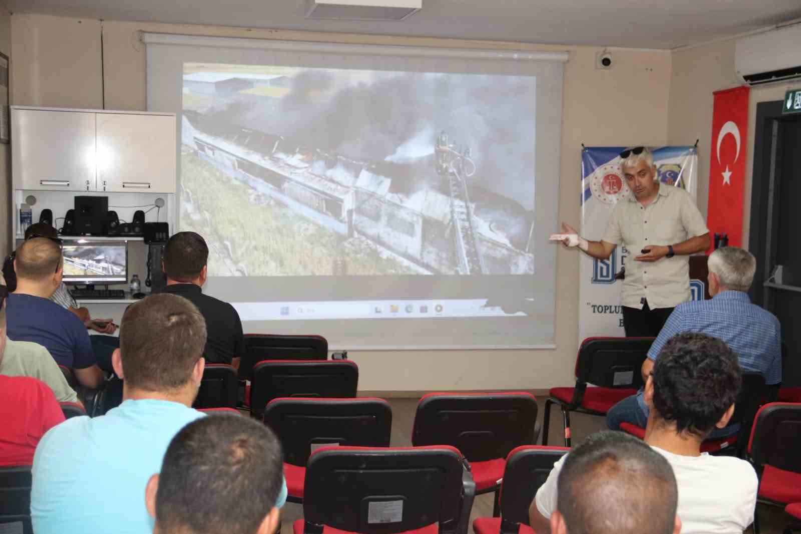 bandirma-da-yukumlulere-basin-ozgurlugu-ve-gazetecilik-anlatildi