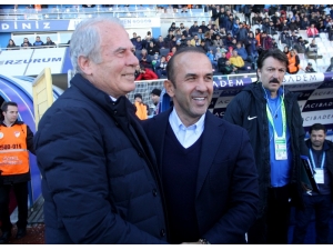 Spor Toto Süper Lig: Bb Erzurumspor: 1 - Kasımpaşa: 0 (İlk Yarı)