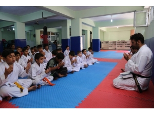 Şanlıurfa’da Gençlere Sportif Faaliyetler Devam Ediyor