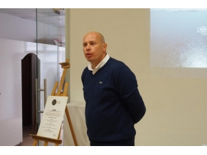 Su Altı Güzelliklerini Ortaya Çıkaran Sergi