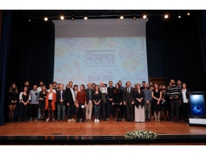 Dört Bir Yandan Öğrenci Filmleri İzmir’de Buluştu